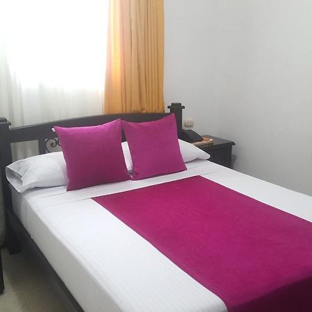 Hotel Colonial Pereira Esterno foto
