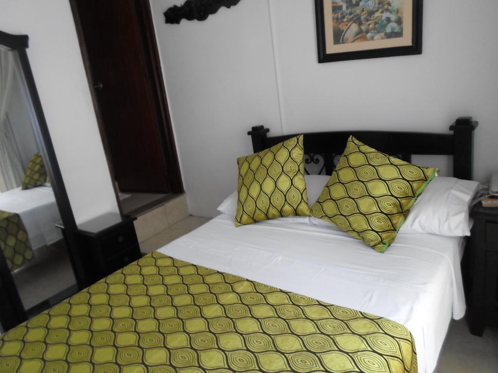 Hotel Colonial Pereira Esterno foto