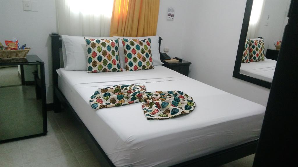 Hotel Colonial Pereira Esterno foto
