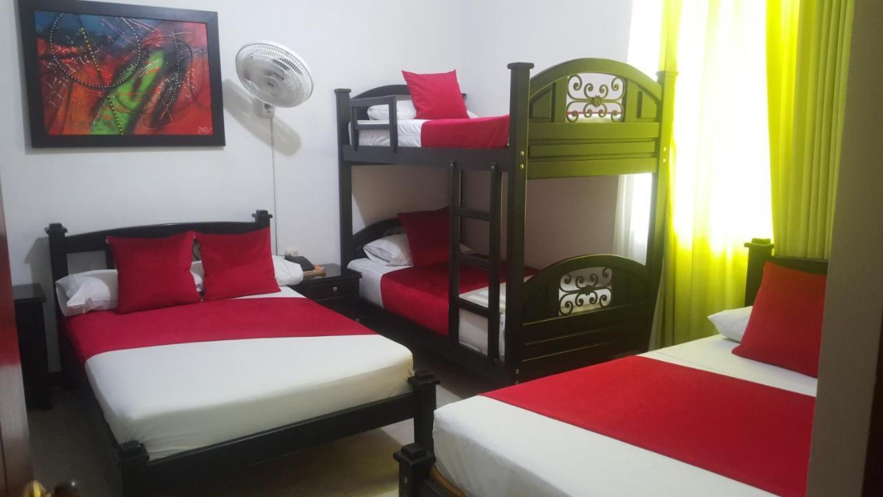 Hotel Colonial Pereira Esterno foto