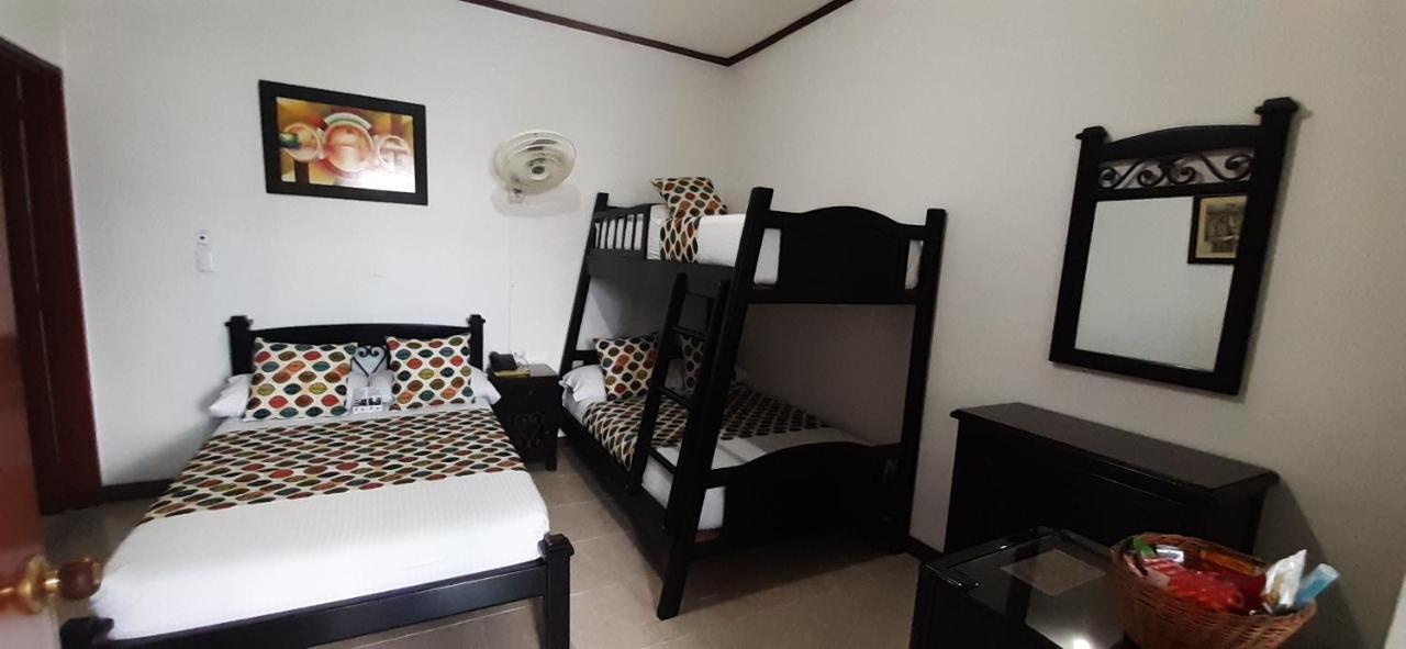 Hotel Colonial Pereira Esterno foto